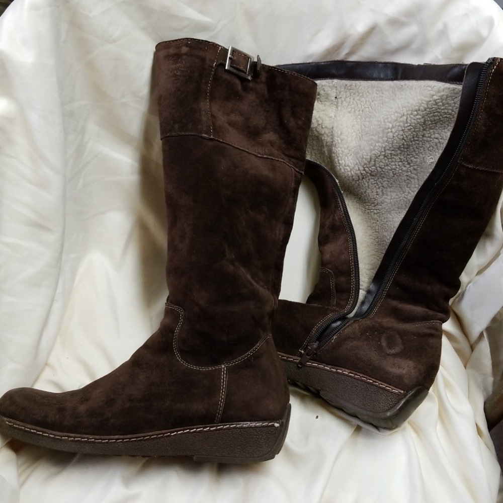 Fleece lined tall winter boots